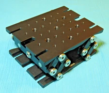 4" x 3" Lab Jack, 1.04" Travel, 50 lbs, Metric, ThorLabs L200/M  - New in Box