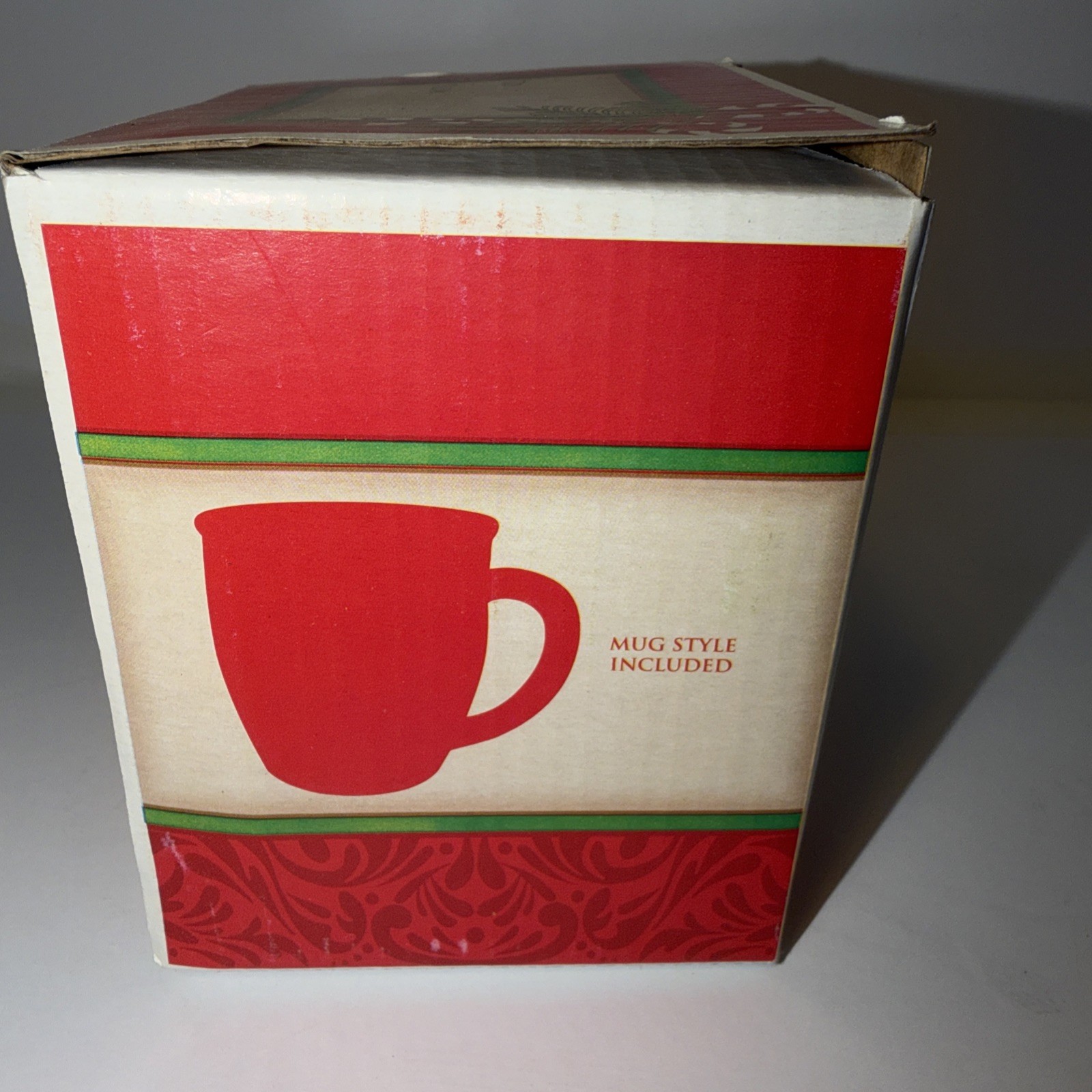 NIB Holiday Mug 14oz Poinsettia Christmas Greenbrier International Royal Norfolk