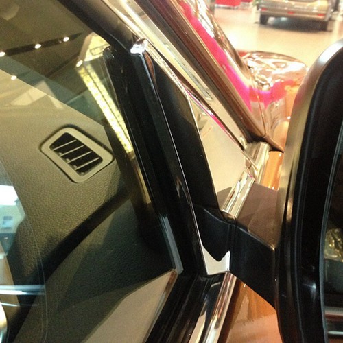 2 piezas cubierta triangular de pilar ventana cromada para Nissan Rogue 2014-2017 - Imagen 3 de 4