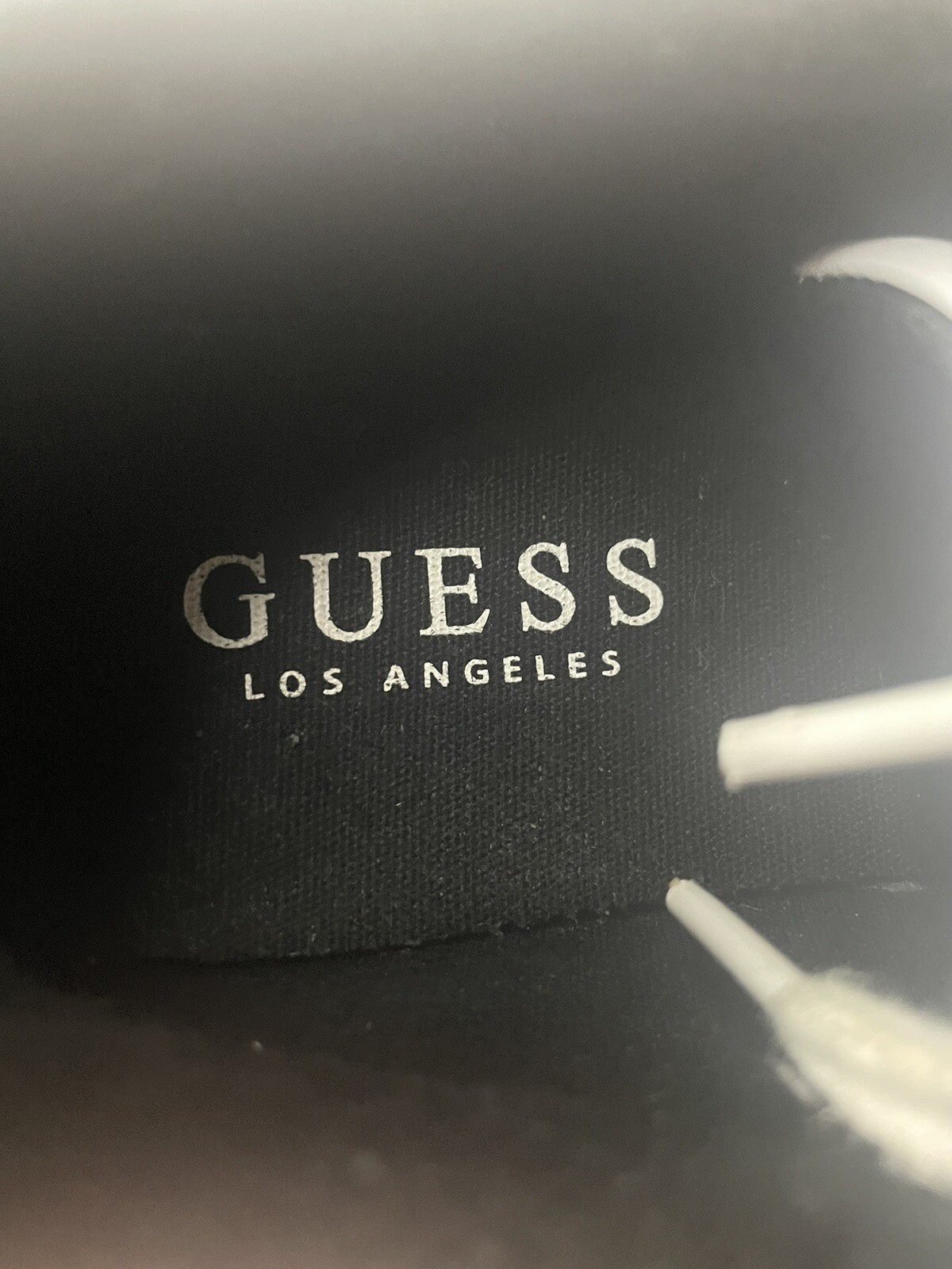 MEN'S GUESS LOS ANGELES WHITE/black LEATHER LOWTOP SH… - Gem