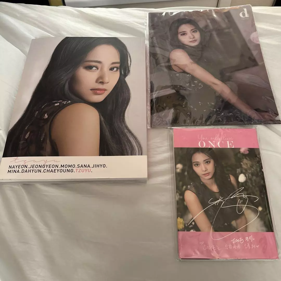TWICE Dicon vol.7 TWICE You only live ONCE photobook photocard