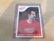1985-86 OPC / 232 HAROLD SNEPSTS  DETROIT RED WINGS