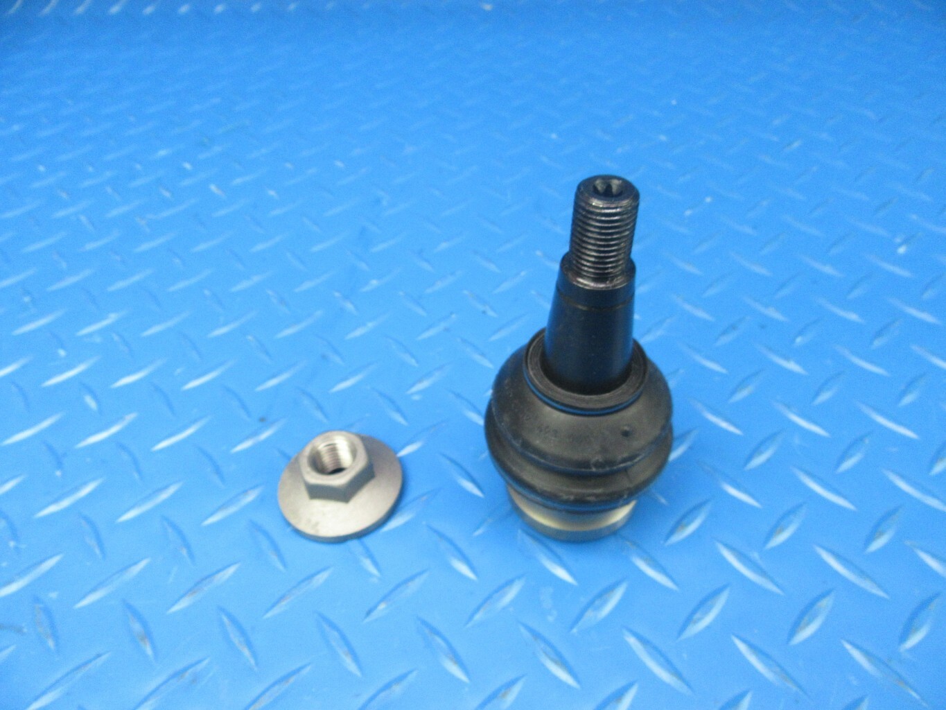 Bentley Bentayga lower control arm bolt joint 1pc  #9129