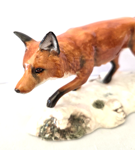 VTG Royale Stratford Winter Fox Figurine Hand Made Painted England Country Life - Picture 2 of 9