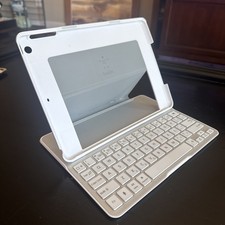 Belkin QODE Ultimate Keyboard Case iPad Air F5L151 Bluetooth White Silver