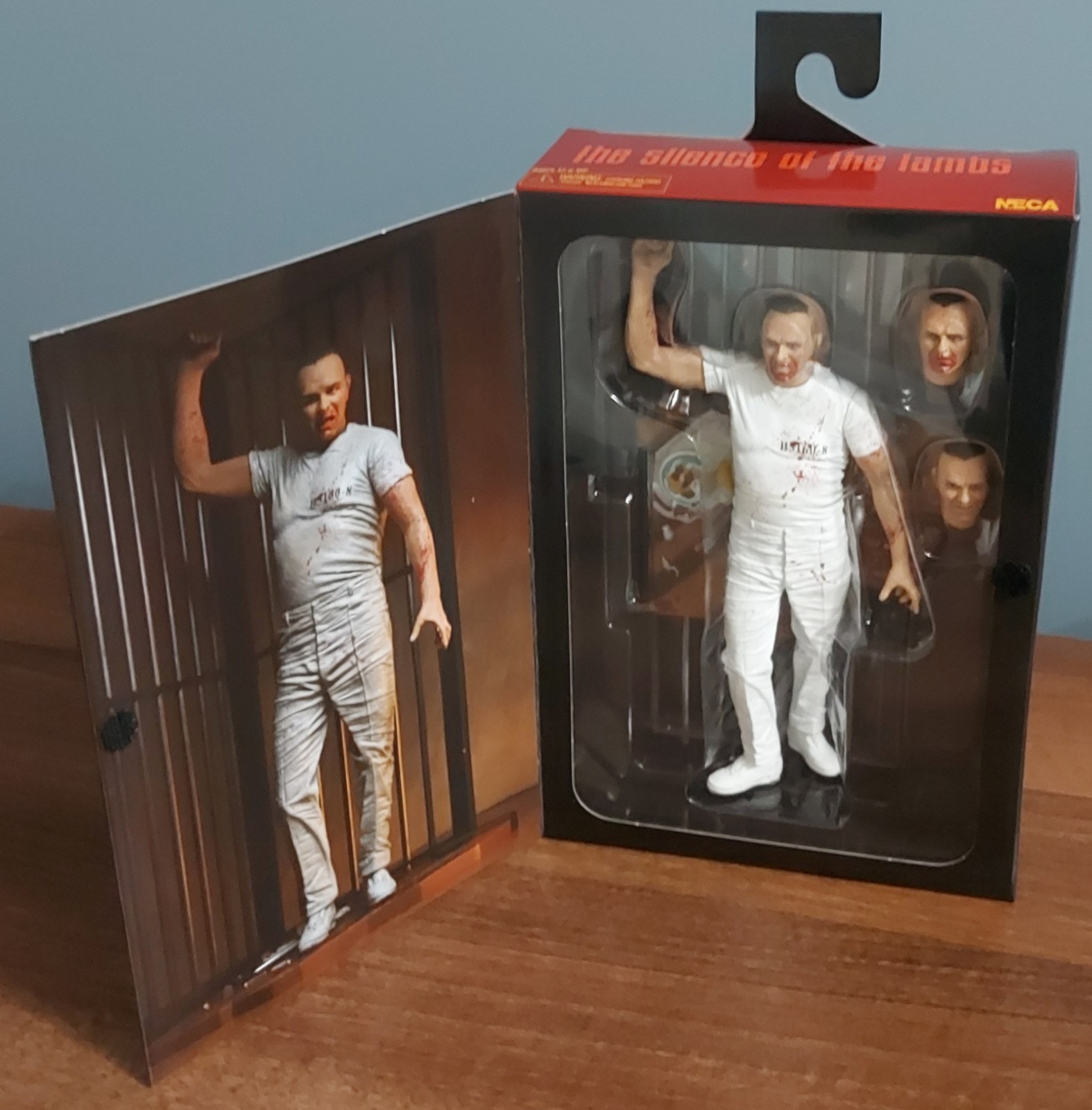 Neca SILENCE OF THE LAMBS HANNIBAL LECTER (Prison Escape) 7"" scale figure
