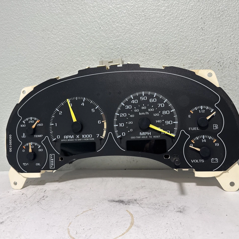 00 01 02 03 GMC Sonoma velocímetro cuadro de instrumentos 100 k millas OEM 16267385 Foto 4 de 4