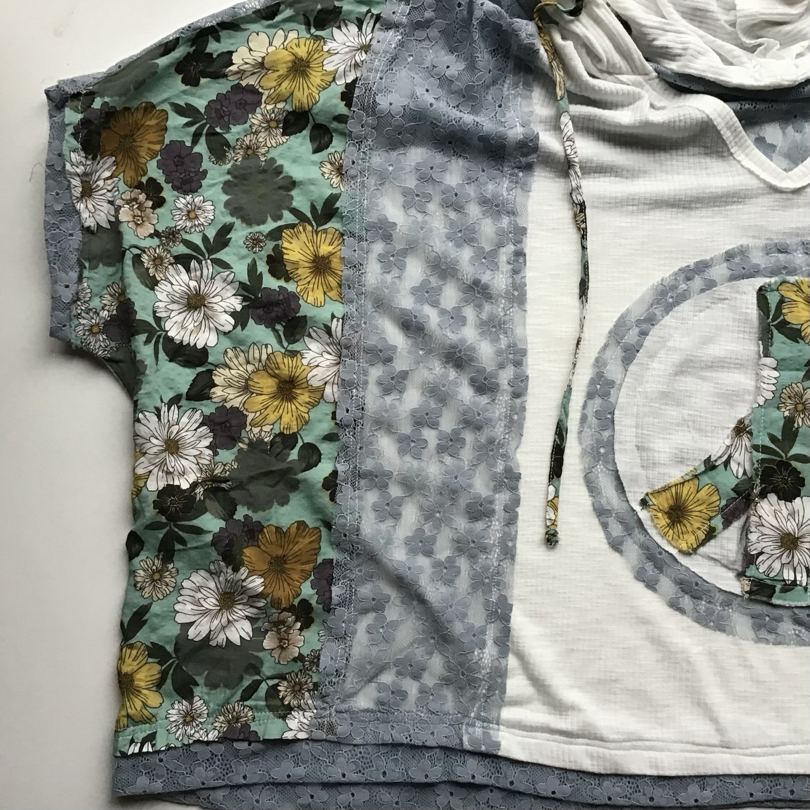 POL Oversized Large Peace Sign Patchwork Boxy Boh… - image 11