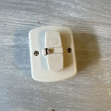 VINTAGE MK IVORINE "BAKELITE" UNSWITCHED FUSED SPUR SURFACE