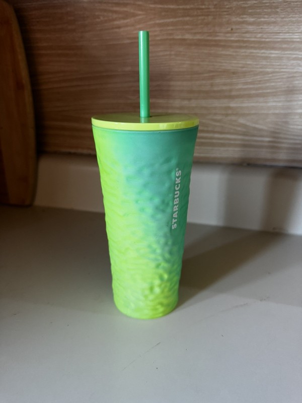 Starbucks Color Changing Cup Green Yellow Ombre Cold Cup 24oz Venti Lid Straw