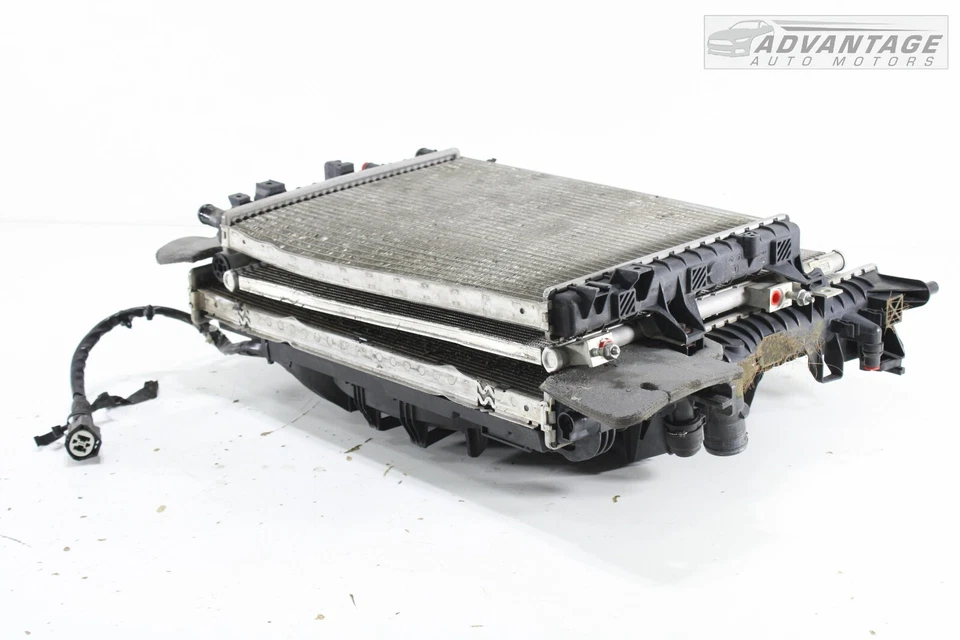2013-2015 JAGUAR XJ XJL 3.0L RADIADOR DE MOTOR E CONDENSADOR AC e ventilador de refrigeração OEM - Imagem 3 de 4