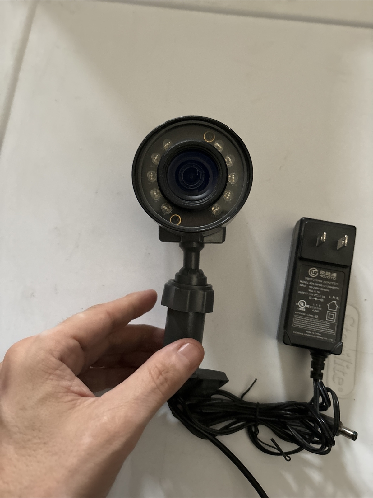 Vivint HD400W Outdoor Security Camera Wireless W/ Night Vision Complete eBay