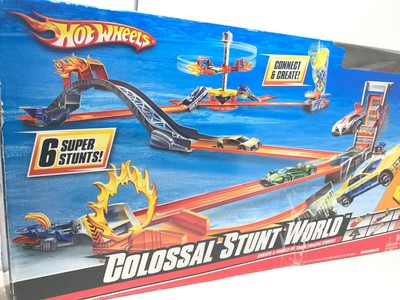 hot wheels colossal stunt world