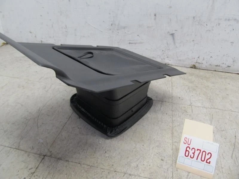 1999 VOLVO C70 CONV PAINEL DE ACESSO PORTA-MALAS TAMPA ACABAMENTO FABRICANTE DE EQUIPAMENTO ORIGINAL 1140 - Imagem 3 de 4