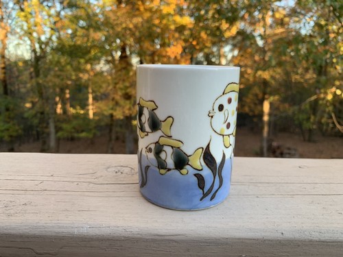 Taza de Peces Otagiri Tropical Escuela Esmalte de Peces Levantados Azul ¡Bonito! "3 3/4"" de alto" - Imagen 2 de 5