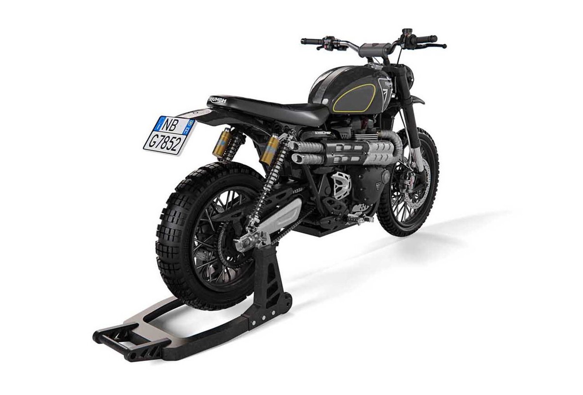 James Bond Triumph Scrambler 1200 1:12 Scale - No Time to