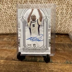 2023-24 Topps Royalty De’Aaron Fox Pillars of Greatness AUTO 35/99 PGS-DF