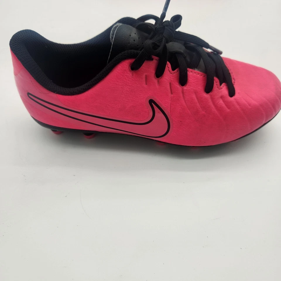 NIKE JUNIOR TIEMPO LEGEND Soccer Cleats Racer Pink/Black Size 2.5Y EUC - Image 2 of 4