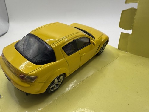 Muy Raro Cararama Abrex 1:43 Mazda RX8 - Coche Modelo Diecast Amarillo - Imagen 3 de 5