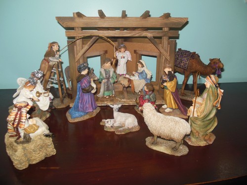 Mama Says  Nativity Kathy Fincher 2007 Demdaco Complete set W/Boxes