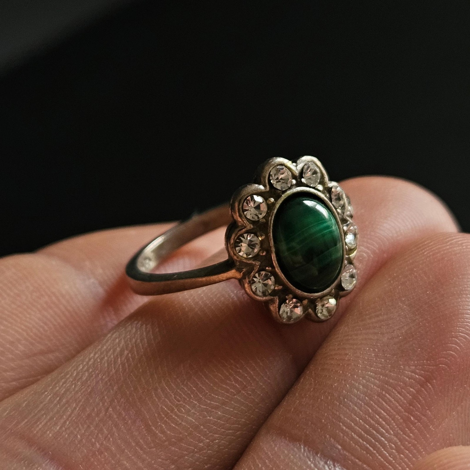 Malachite Crystal Surrounded Daisy Ring Solid Sil… - image 3