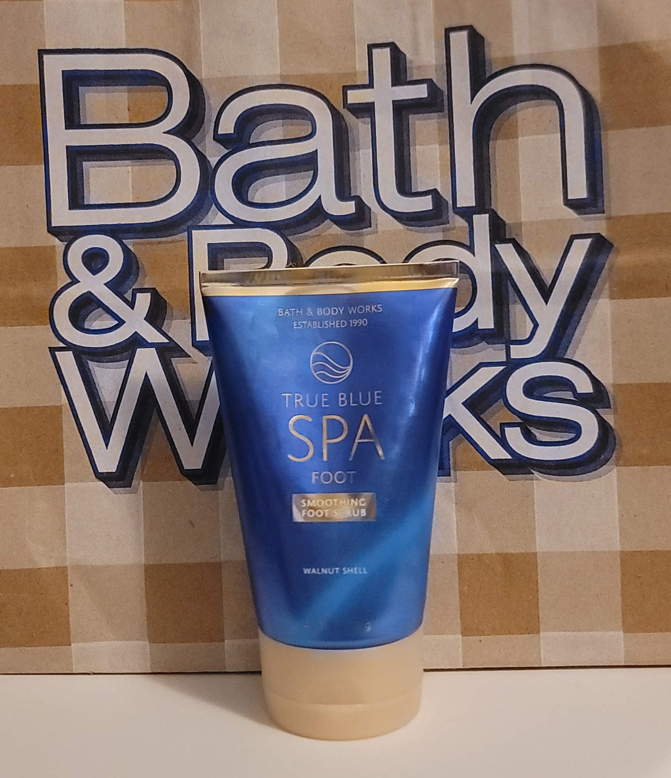 Bath & Body Works TRUE BLUE SPA SMOOTHING FOOT SCRUB