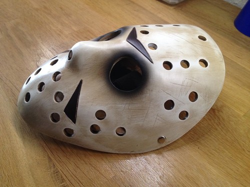 MASQUE EN RESINE DE JASON VOORHEES / VENDREDI 13 / NEUF - Picture 2 of 9
