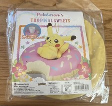 Portavasos Flotante Centro Pokemon Dulces Tropicales con Llavero Mascota Pikachu