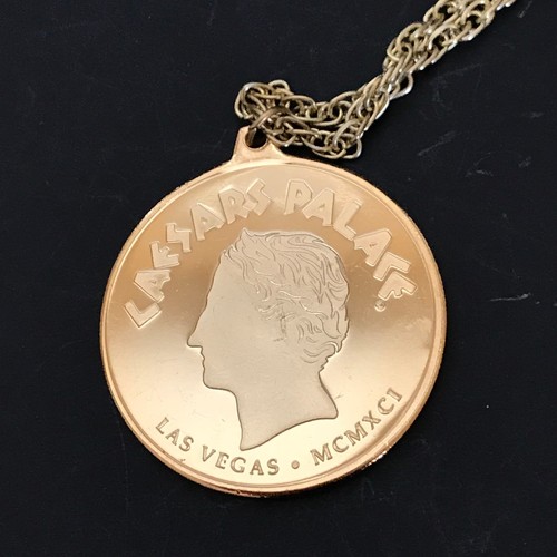 Vintage 90s Caesars Palace Casino Las Vegas Collectible Medallion Coin Pendant - Picture 7 of 7