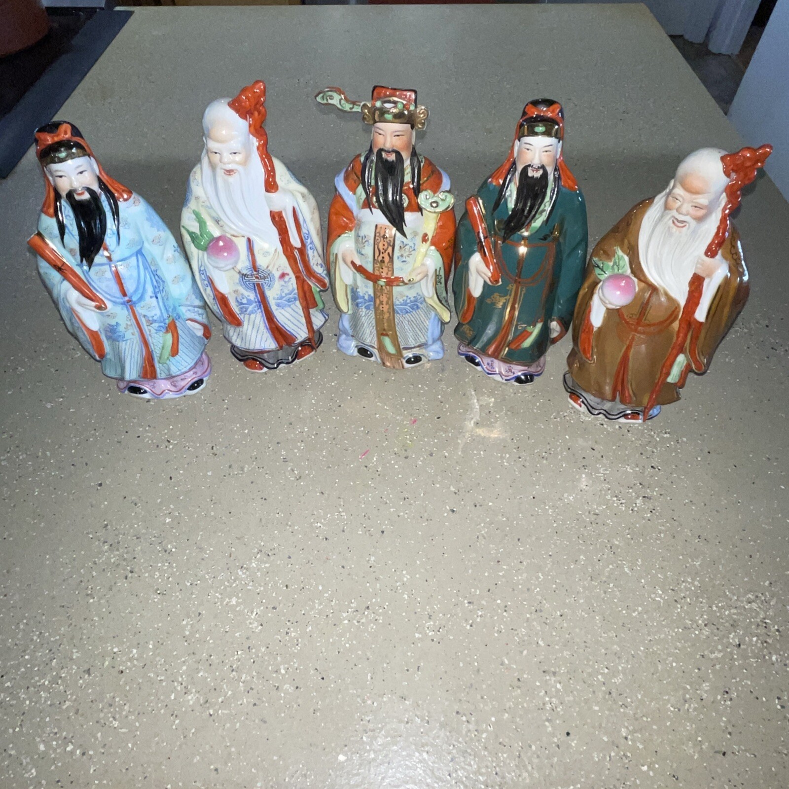 Picture 1 of 8
