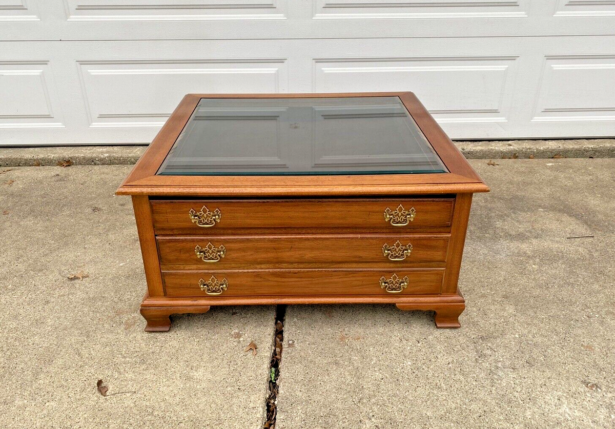 Thomasville Fisher Park Collection Glass Top Coffee Table | eBay