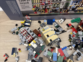 LEGO Mini Modulars (10230) W/ Box and instructions incomplete