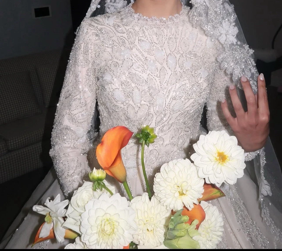 Muslim Wedding Dress with Lace Shawel Half Sleeve Sweep Train A Line Bridal Gown - Image 2 of 4