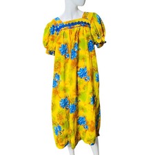 Vtg Muumuu Handmade Women's Dress Floral Dress 1 Sz L Yellow Pockets Hawaii
