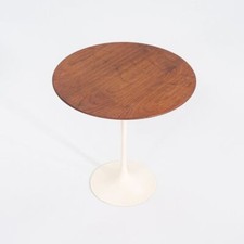 1971 Eero Saarinen per Knoll Tulip piedistallo tavolino 20" noce con base in ferro