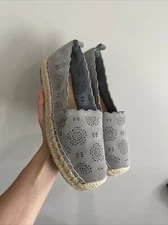 Crown Vintage Sz 9 espadrilles Shoes Slip On Gray Blue suede Leather Flats