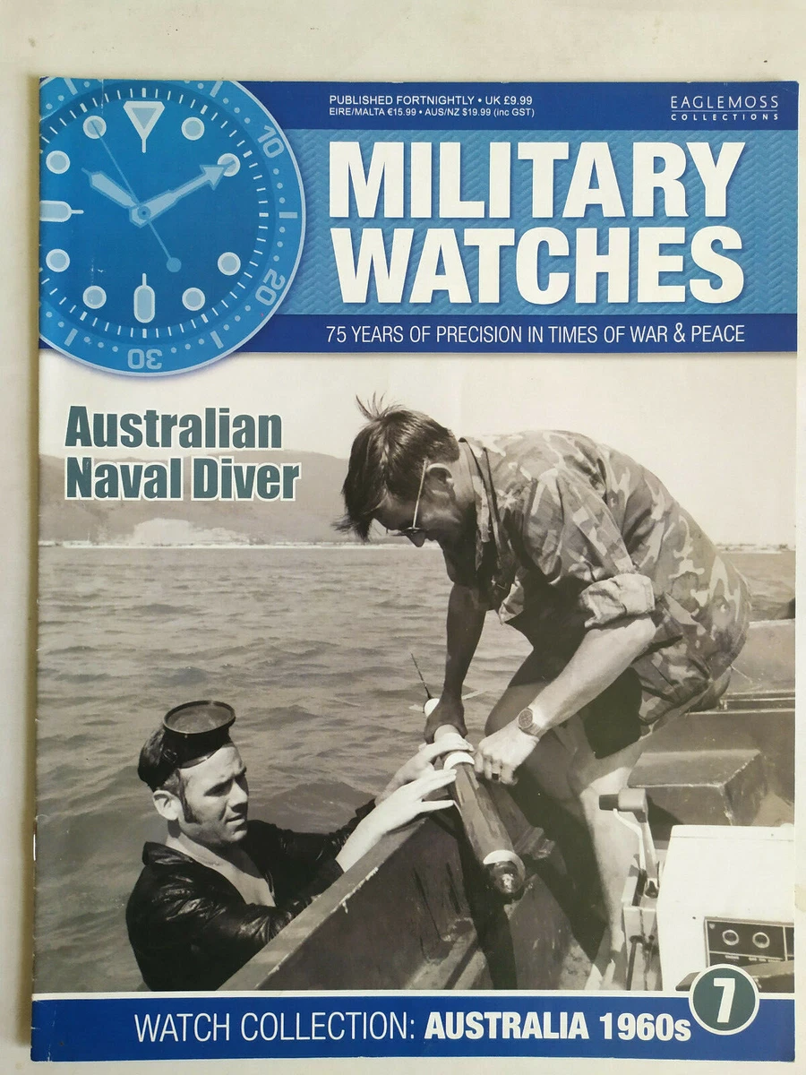 Australian military watches new arrivals
