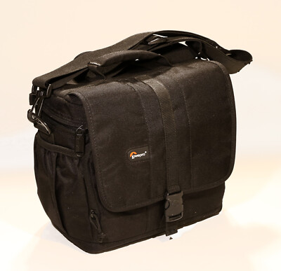 Lowepro Camera Bag Adventura 140
