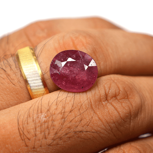 9.83 Cts Mozambique Natural Ruby High Grade 14mmx12mm Oval Faceted Cut Gemstone - Picture 10 of 14
