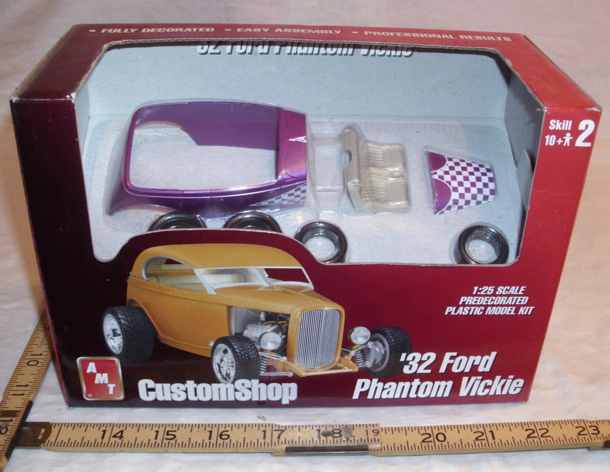 AMT'32 Ford Phantom Vickie 1:25スケール（希少品） AMT Custom Shop 1 25 Scale 1932 Ford Phantom Vickie Final