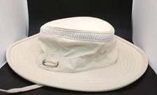 Tilley LTM5 Airflo Hat Unisex Size 7 1/8 Off White Outdoors Hat Fish Hike Travel