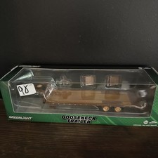 CHASE Gooseneck Trailer - Weathered Diecast 1:64 Scale Model - Greenlight 30522