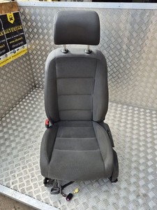 Volkswagen Golf V 2004 Fahrersitz 1K4881105EG RAT109318