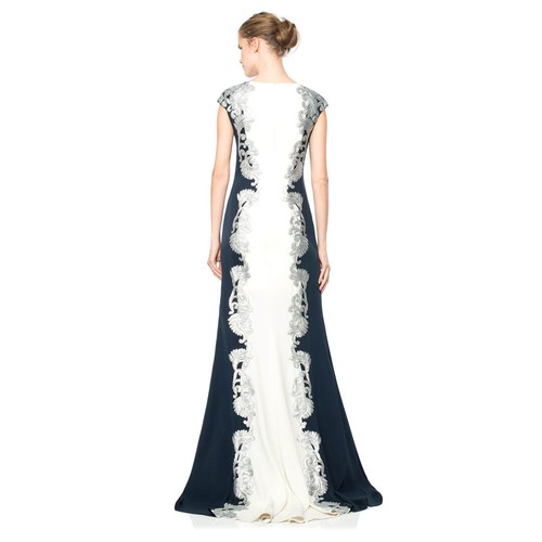 Tadashi Shoji KREPPKLEID U-BOOT-AUSSCHNITT MIT METALLISCHEM PAILLETTE-DETAIL Größe 14Q - Bild 2 von 10