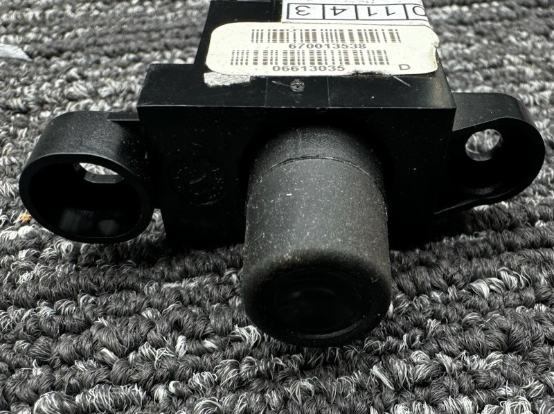 New OE 2014-2022 Maserati Quattroporte Navigation Switch 670013538