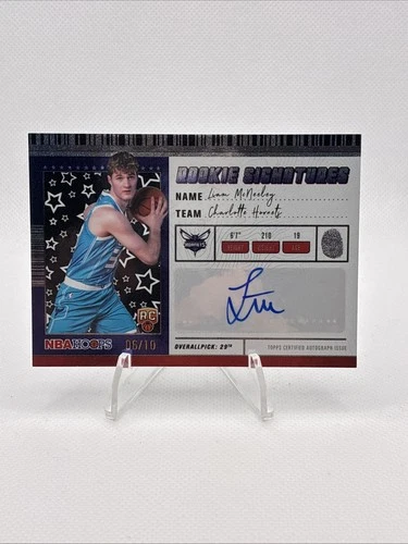 2025-26 Topps NBA Hoops Liam McNeeley Hoops RC Signatures Pixel Burst Black /10