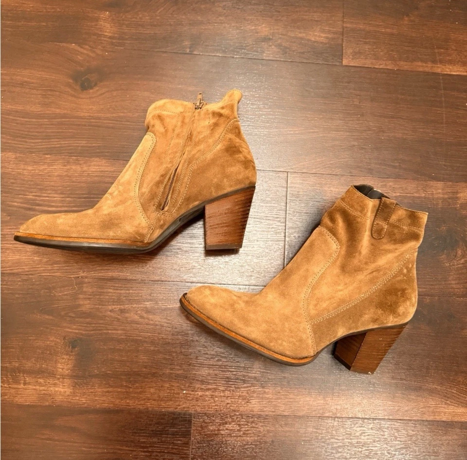 Paul Green  Size 8 Tan Suede Ankle Boots With Side Zip - Image 2 of 4