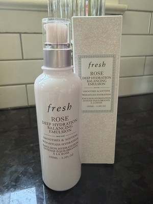 NIB Fresh Rose Deep Hydration Oil-Infused 3.3 oz/100ml Serum