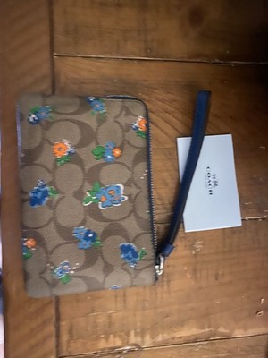 Coach Shaped Card Case In Signature Canvas Vintage Mini Rose Print 