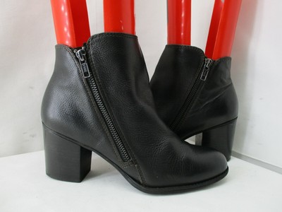 sofft black boots